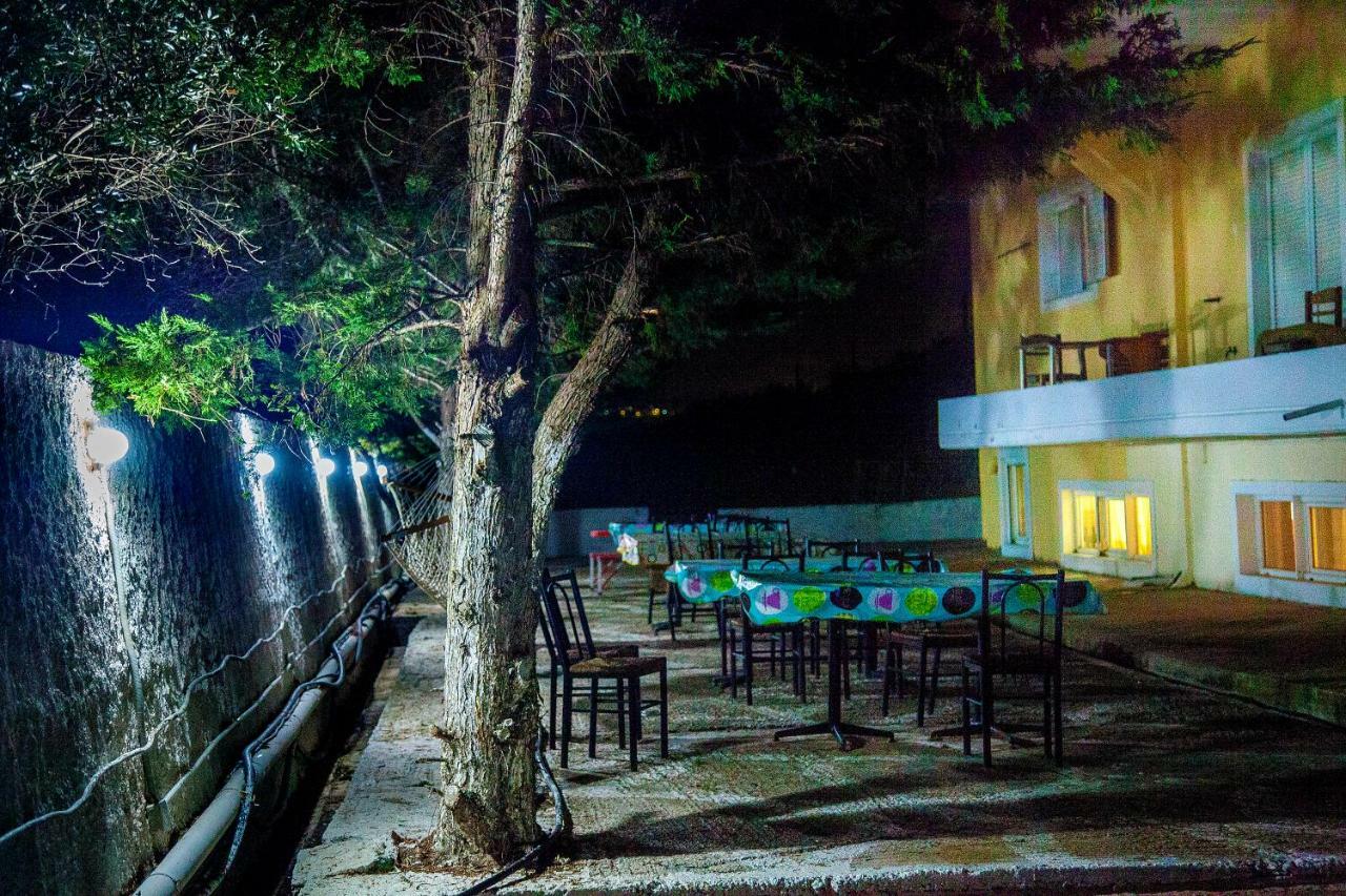 Cozy Country House Hotel Kalivia Thorikou Esterno foto